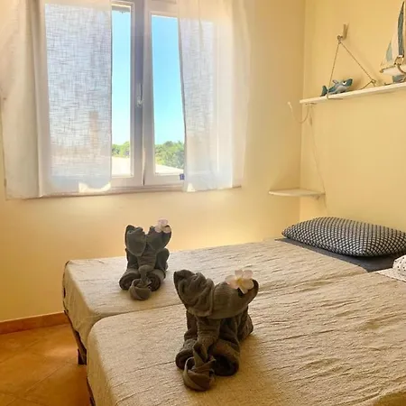 Le Caravelle Портоскузо